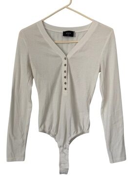 VICI Ivory Long Sleeve Ribbed Henley Bodysuit XS